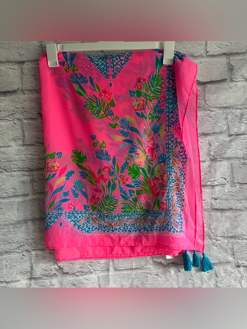 PREOWNED LILLY PULITZER HAVANA PINK CASA JAGUAR PAREO SCARF WRAP COVERUP PINK